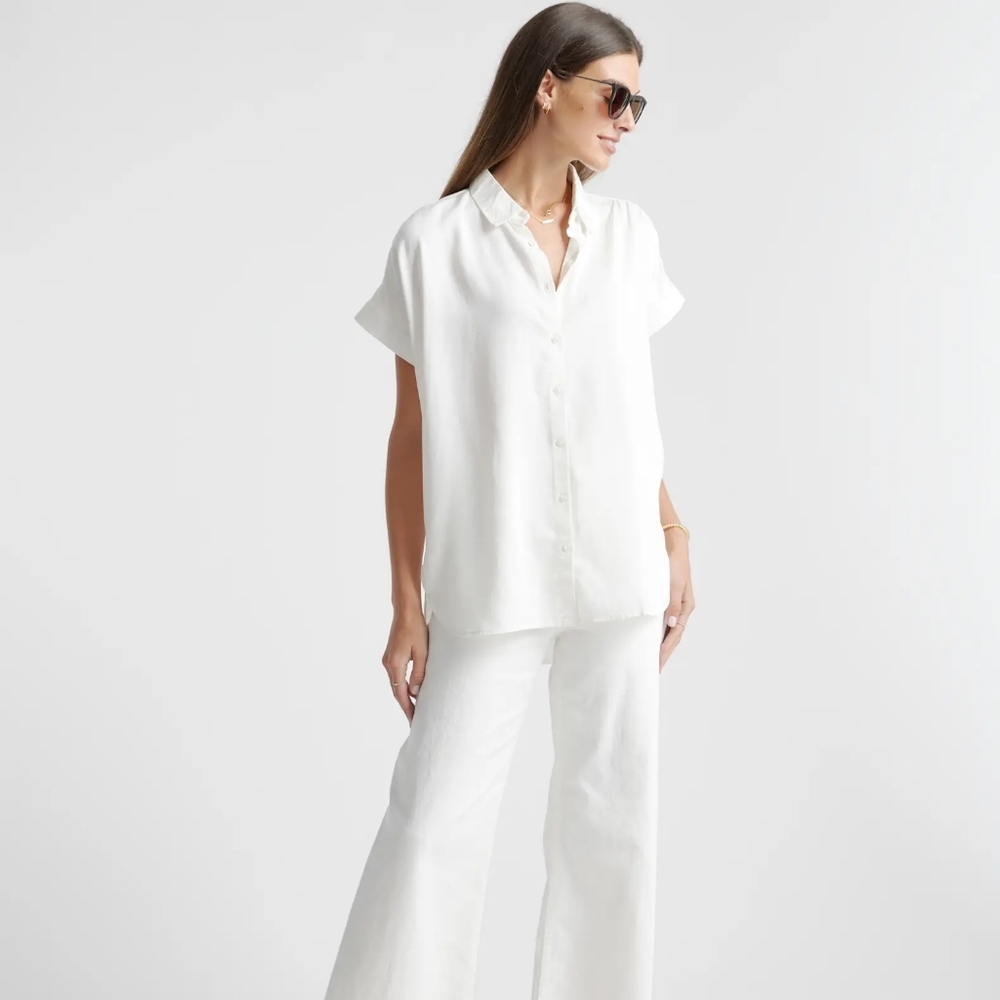NWOT Quince Vintage Wash Tencel Camp Shirt. White. XS‎